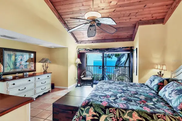5270 GULF OF MEXICO DR #508, Longboat Key, FL 34228