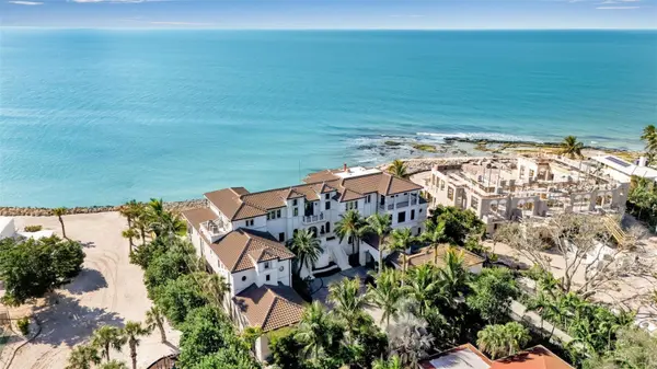 7366 POINT OF ROCKS RD, Sarasota, FL 34242