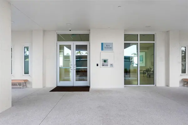 1750 BENJAMIN FRANKLIN DR #8D, Sarasota, FL 34236