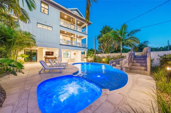 6910 MIDNIGHT PASS RD #A, Sarasota, FL 34242