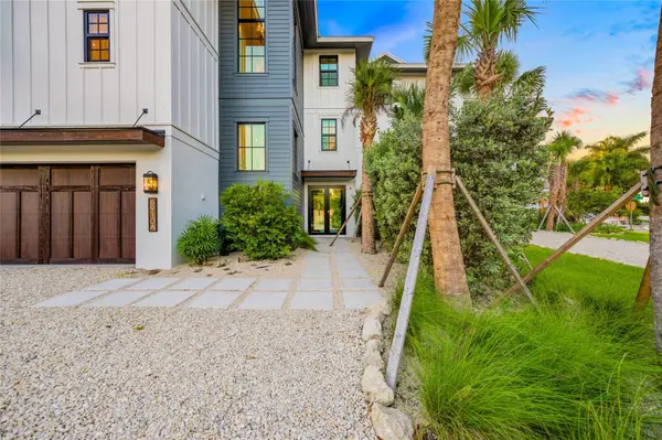 6910 MIDNIGHT PASS RD #A, Sarasota, FL 34242