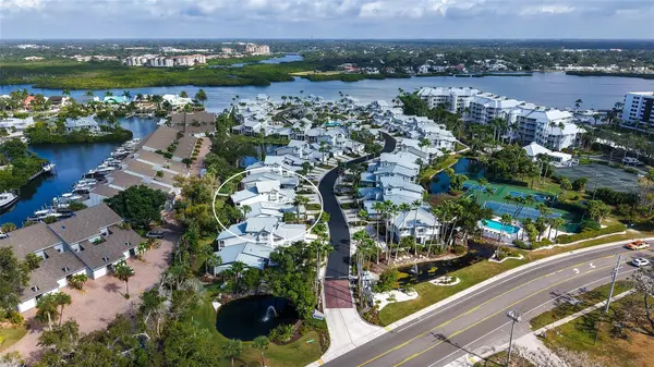 1225 SIESTA BAYSIDE DR #1225B, Sarasota, FL 34242