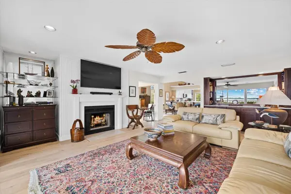 71 TIDY ISLAND BLVD, Bradenton, FL 34210