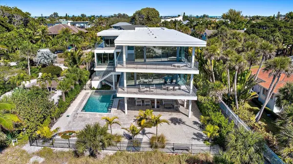 104 SUNSET LN, Holmes Beach, FL 34217