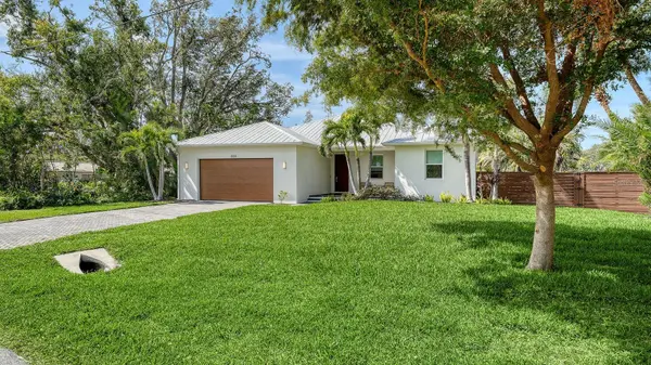 6136 HOLLYWOOD BLVD, Sarasota, FL 34231
