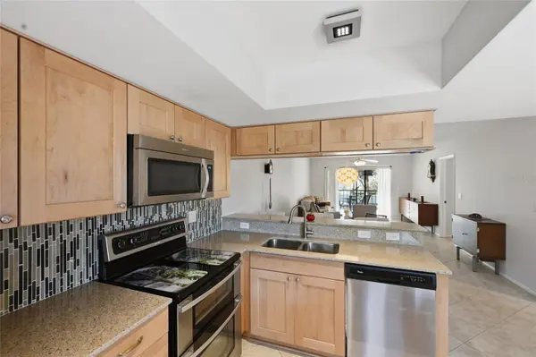 7845 EAGLE CREEK DR, Sarasota, FL 34243