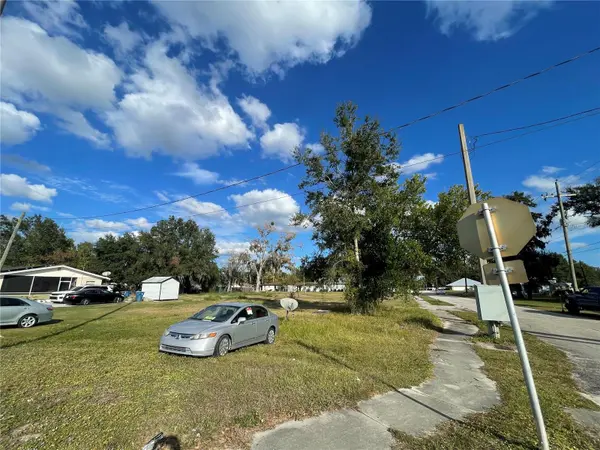 7 4TH ST SE, Fort Meade, FL 33841