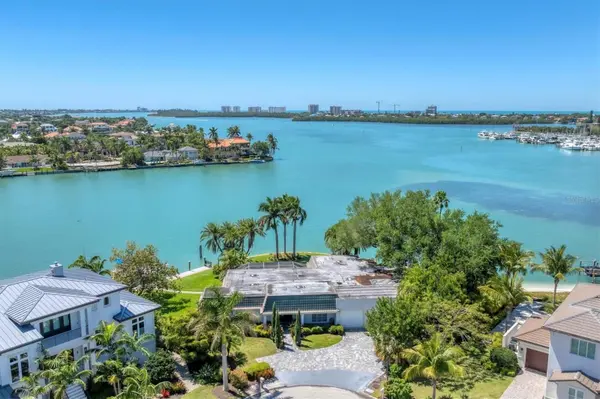 102 SEAGULL LN, Sarasota, FL 34236