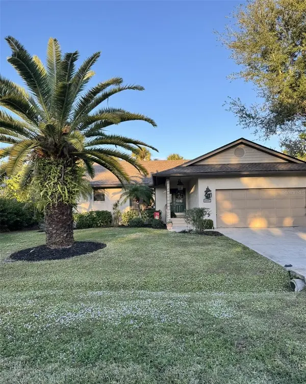 4487 TRAILS DR, Sarasota, FL 34232