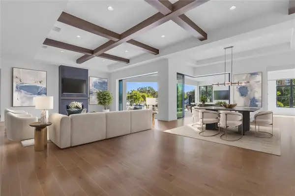 7125 WESTMORELAND DR, Sarasota, FL 34243