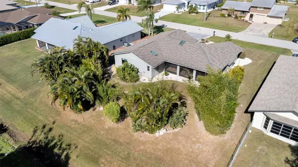27518 TIERRA DEL FUEGO CIR, Punta Gorda, FL 33983