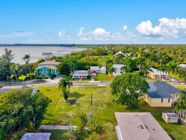 511 84TH ST NW, Bradenton, FL 34209