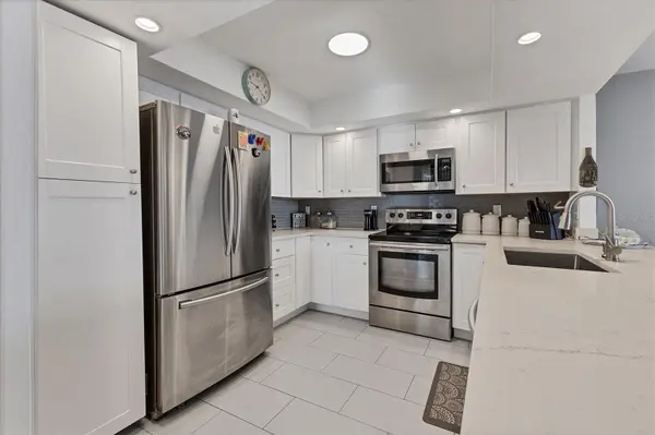 101 S GULFSTREAM AVE #15E, Sarasota, FL 34236