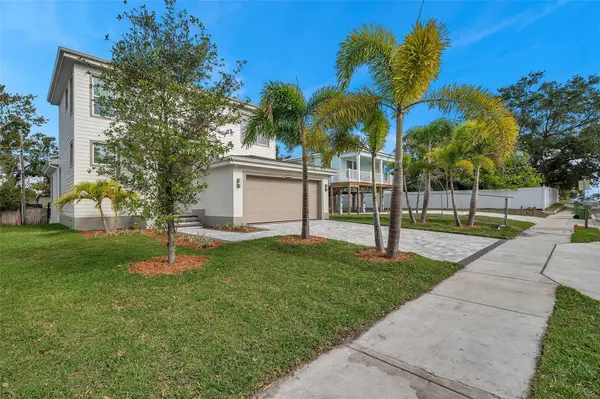 2369 BAHIA VISTA ST, Sarasota, FL 34239