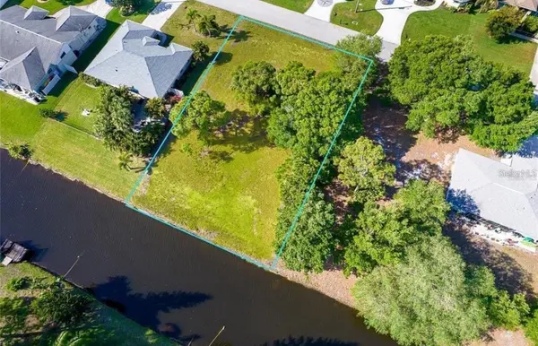 74 MARINER LN, Rotonda West, FL 33947