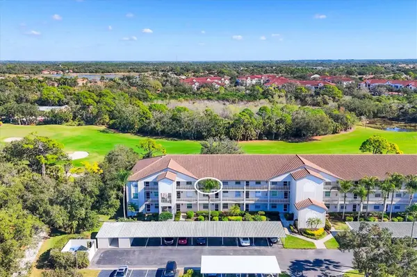 8735 OLDE HICKORY AVE #8303, Sarasota, FL 34238