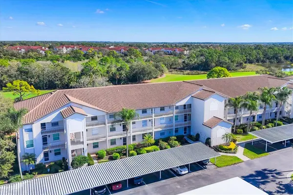 8735 OLDE HICKORY AVE #8303, Sarasota, FL 34238