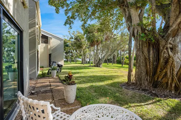 5260 GULF OF MEXICO DR #403, Longboat Key, FL 34228