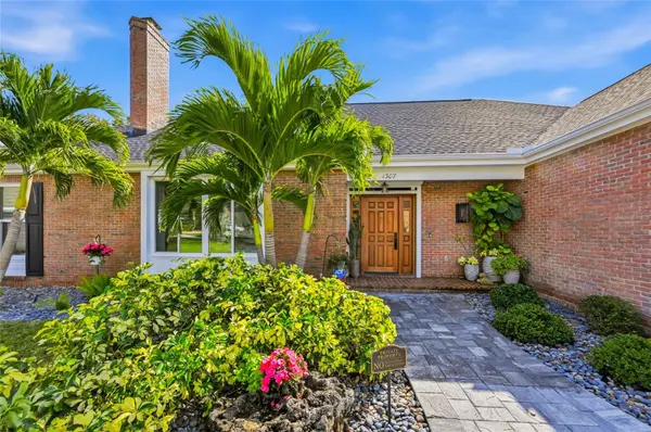 1307 RIVERVIEW CIR, Bradenton, FL 34209