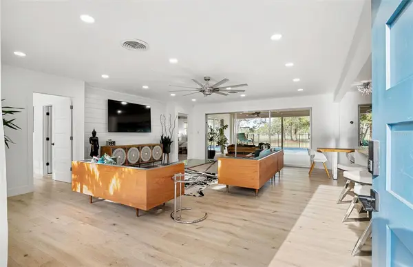 703 WHITFIELD AVE, Sarasota, FL 34243