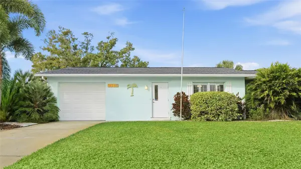 2165 LAKEWOOD DR, Nokomis, FL 34275