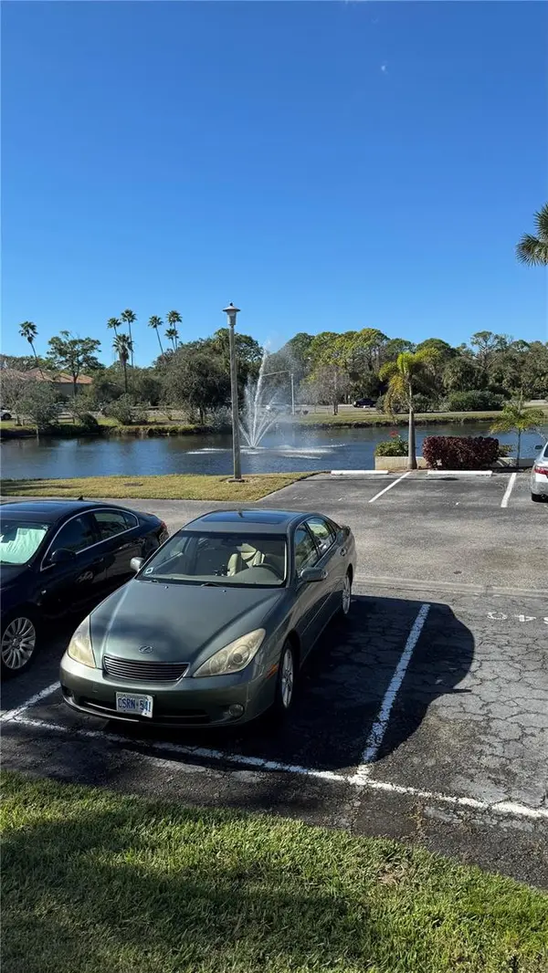 4640 WEYBRIDGE #12, Sarasota, FL 34235