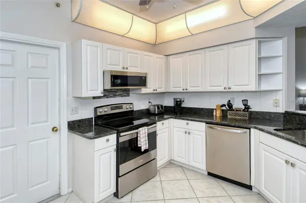 5414 FAIR OAKS ST #10-D, Bradenton, FL 34203