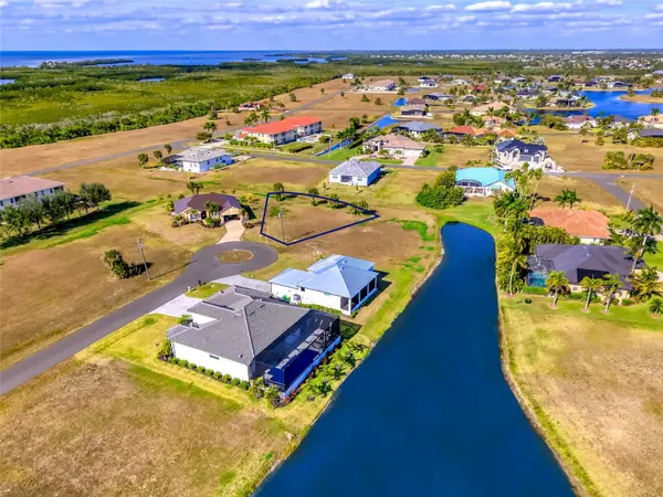 17262 COMINGO LN, Punta Gorda, FL 33955