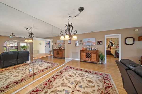 4735 OAK HILL DR #8, Sarasota, FL 34232