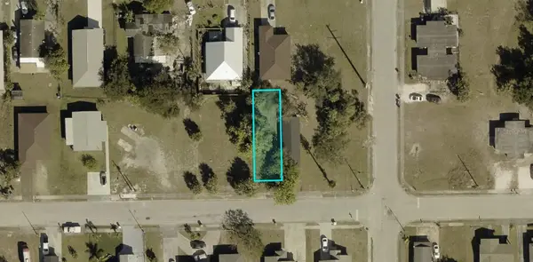 2989 DUNBAR AVE, Fort Myers, FL 33916