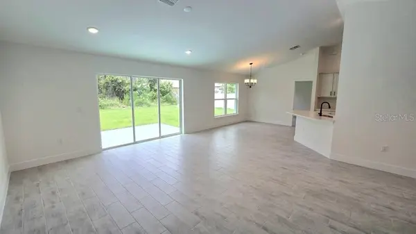 8267 EGGELSTOM AVE, North Port, FL 34291