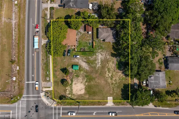 101 EAGLE LAKE LOOP RD E, Winter Haven, FL 33880