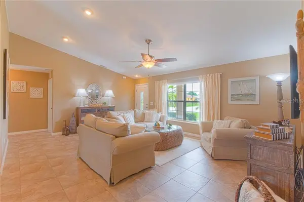 11268 OCEANSPRAY BLVD, Englewood, FL 34224