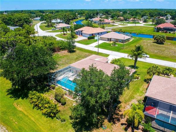 155 LONG MEADOW LN, Rotonda West, FL 33947