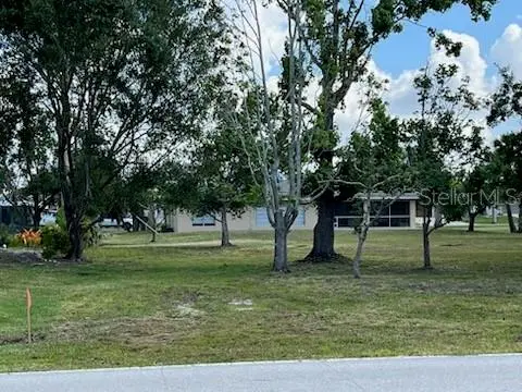 310 W HENRY ST, Punta Gorda, FL 33950