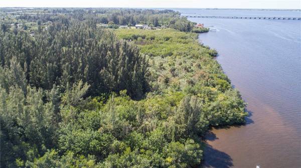418 PEACE ISLAND DR, Punta Gorda, FL 33950