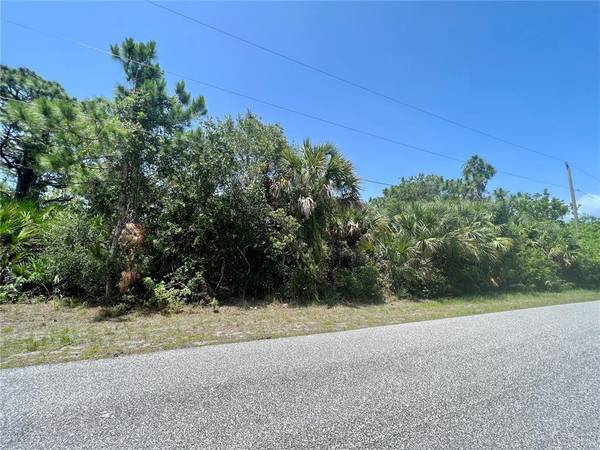 9068 CARNATION AVE, Englewood, FL 34224