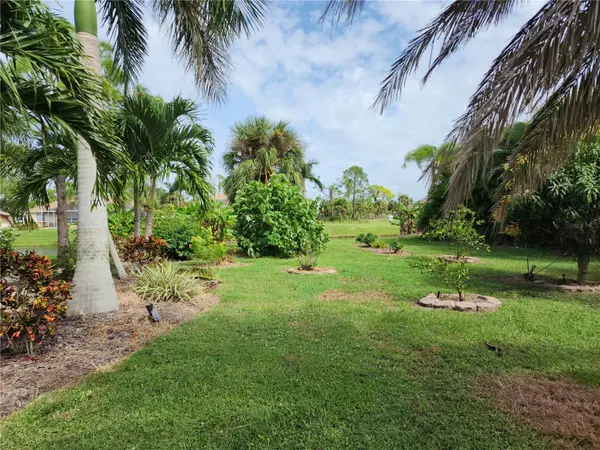 266 LONG MEADOW LN, Rotonda West, FL 33947