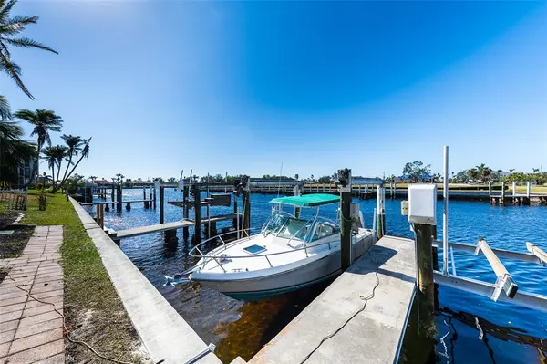 290 LEWIS CIR #131, Punta Gorda, FL 33950