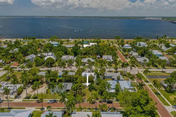 610 TRABUE AVE, Punta Gorda, FL 33950