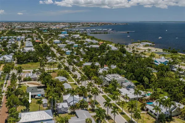 610 TRABUE AVE, Punta Gorda, FL 33950