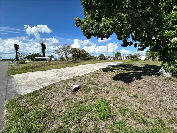 1427 SEAGULL DR, Englewood, FL 34224