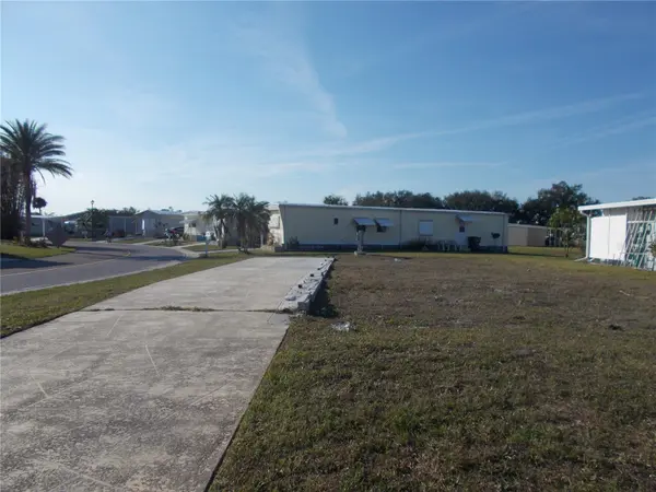 6581 CENTER LN, North Port, FL 34287