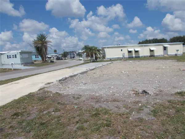 6581 CENTER LN, North Port, FL 34287