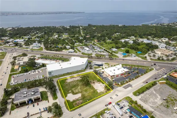 23041 HARBORVIEW RD, Port Charlotte, FL 33980