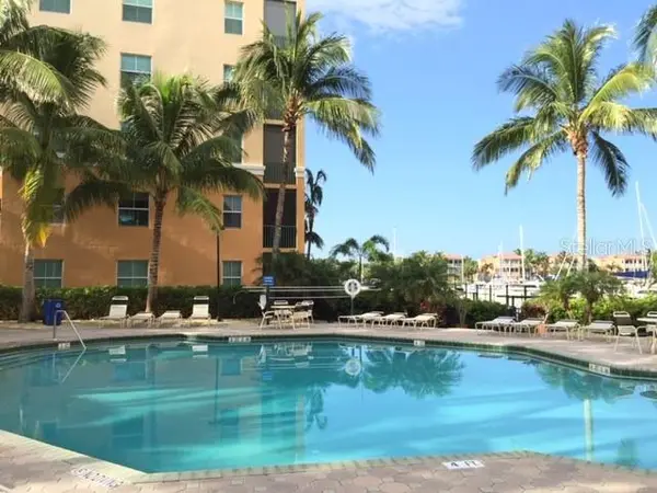 2060 MATECUMBE KEY RD #2105, Punta Gorda, FL 33955