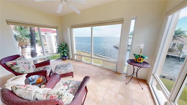 1 COLONY POINT DR #5C, Punta Gorda, FL 33950