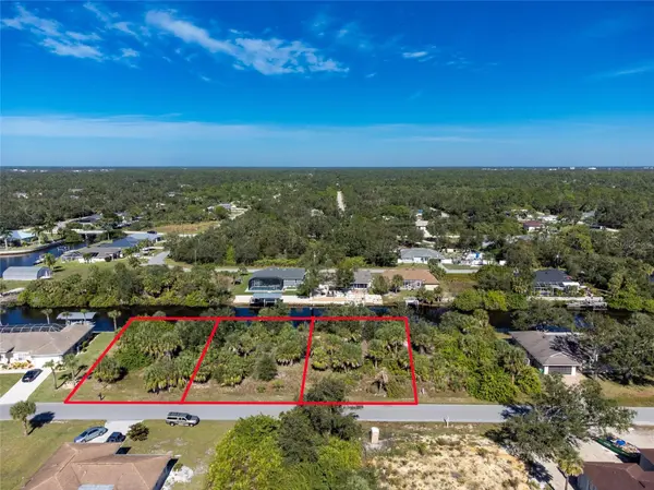 17324, 17332, 17340 GULFSPRAY CIR, Port Charlotte, FL 33948