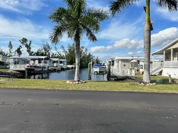 4300 RIVERSIDE DR #132, Punta Gorda, FL 33982