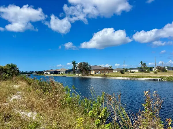 4103 NW 39TH ST, Cape Coral, FL 33993